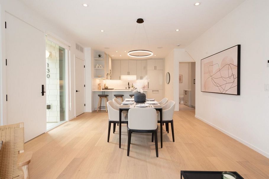 122 E 17th Avenue Vancouver, BC - 12