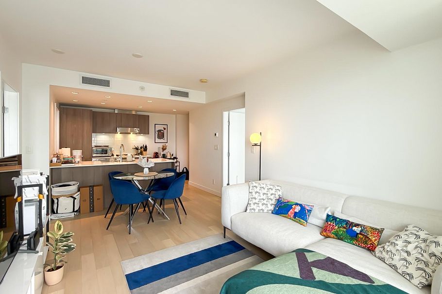 1112 2220 Kingsway Vancouver, BC - 5