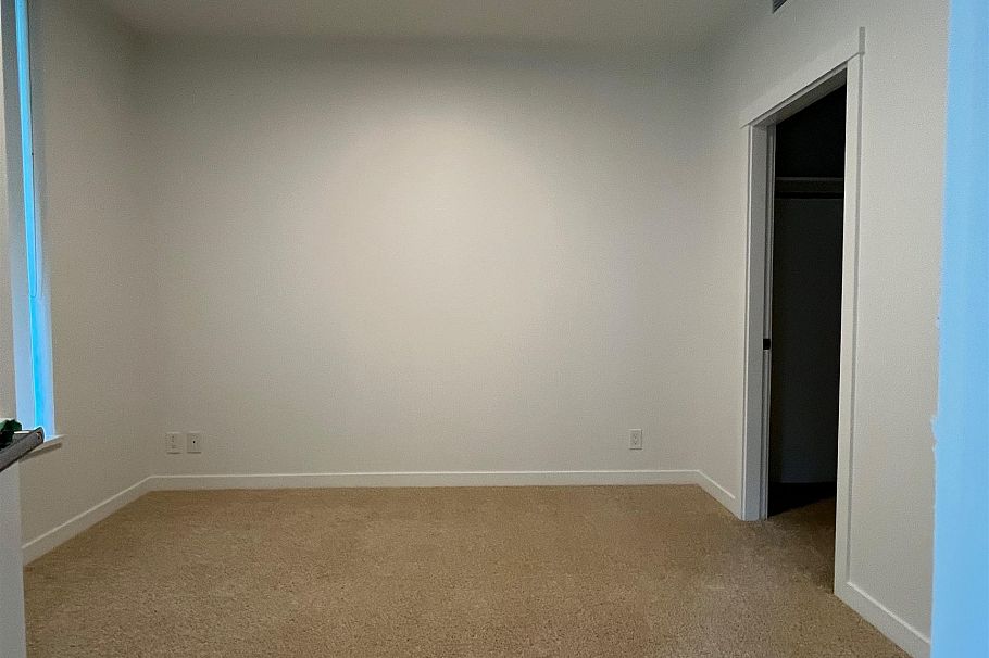 201 3533 Ross Drive Vancouver, BC - 5