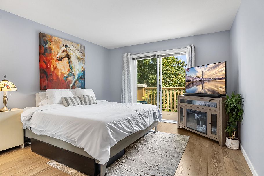 305 257 E Keith Road North Vancouver, BC - 16