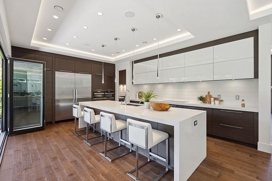 983 Tudor Avenue North Vancouver, BC - 12