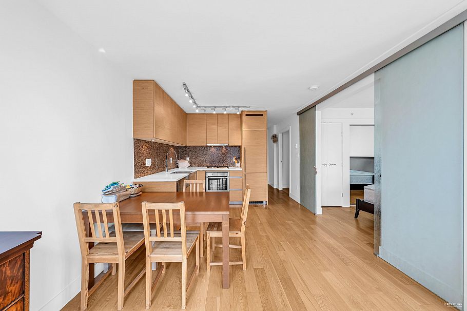 1002 565 Smithe Street Vancouver, BC - 13