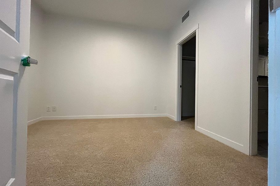 201 3533 Ross Drive Vancouver, BC - 6