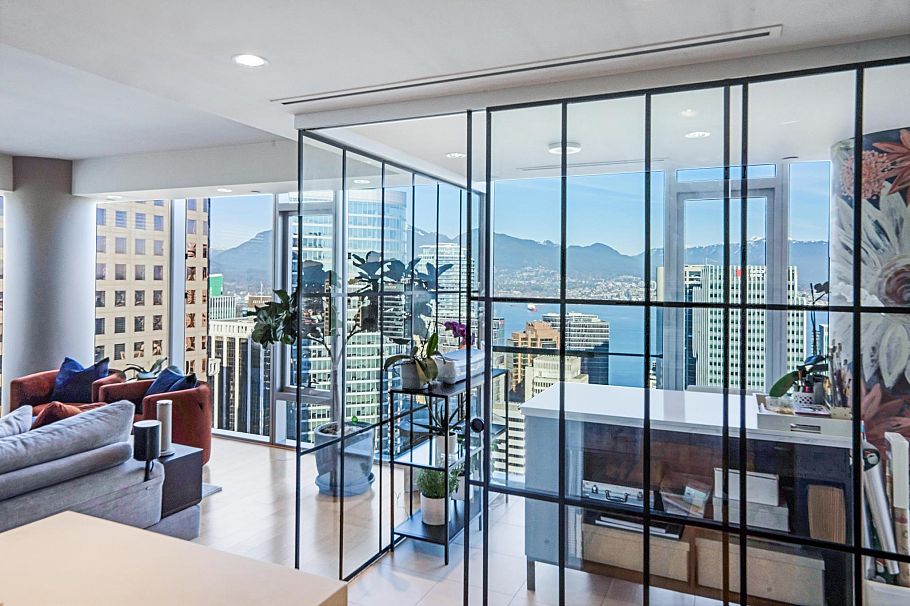 3202 667 Howe Street Vancouver, BC - 4