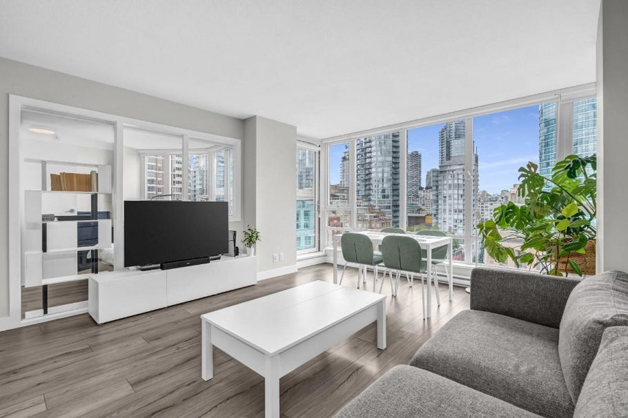 1805 788 Hamilton Street Vancouver, BC - 2