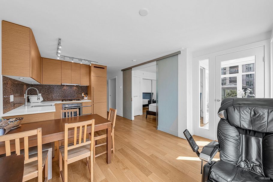 1002 565 Smithe Street Vancouver, BC - 14