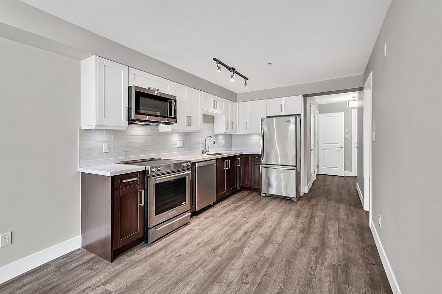 208 707 E 43rd Avenue Vancouver, BC - 7