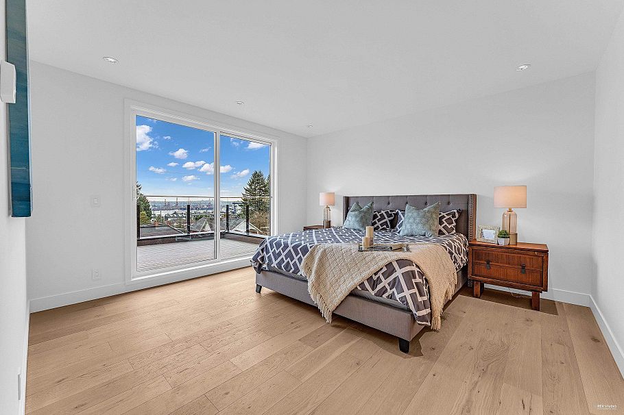 615 E 6th Street North Vancouver, BC - 18