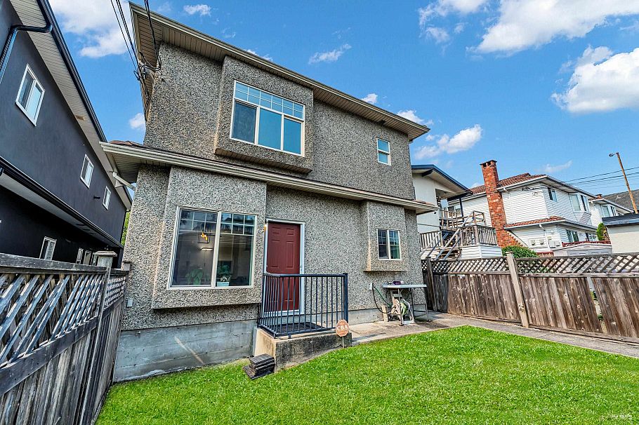 8436 Osler Street Vancouver, BC - 4