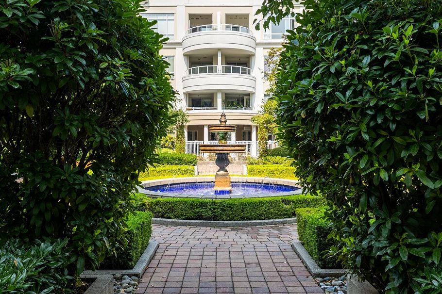 403 5735 Hampton Place Vancouver, BC - 32