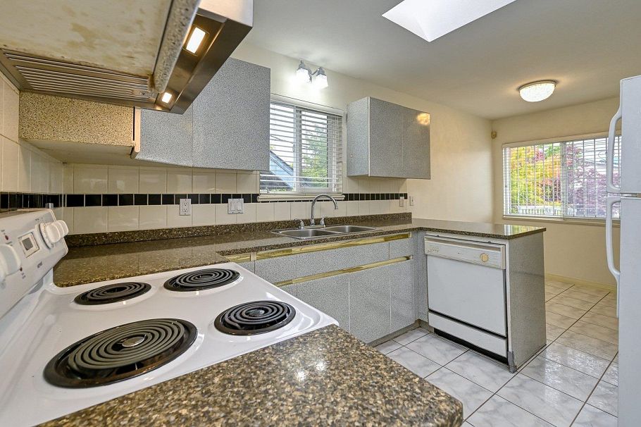 3315 Charles Street Vancouver, BC - 6