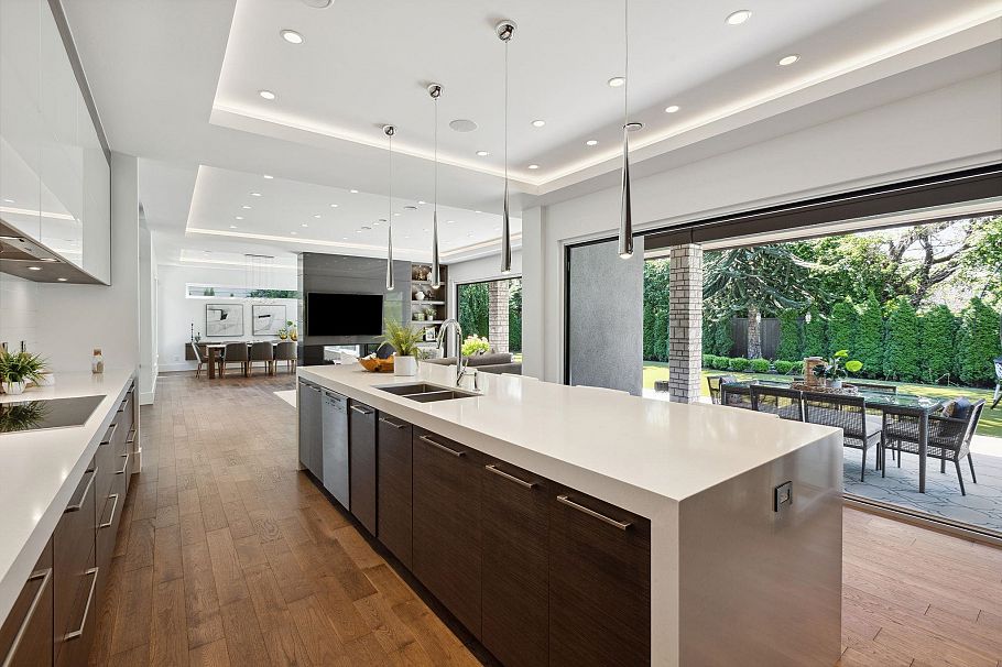 983 Tudor Avenue North Vancouver, BC - 11