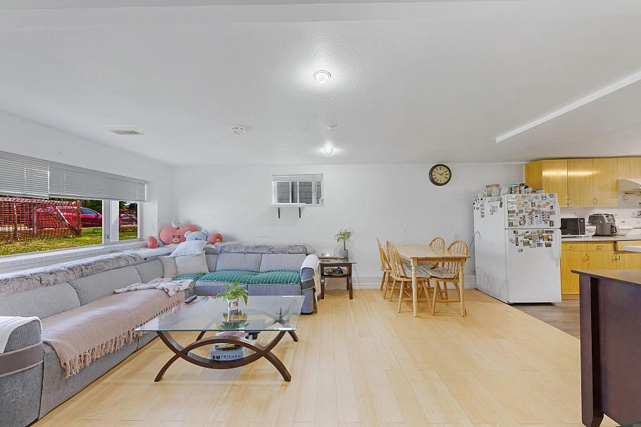 6777 Kerr Street Vancouver, BC - 19