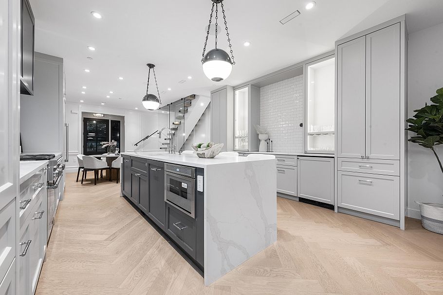 2173 Vanness Avenue Vancouver, BC - 8