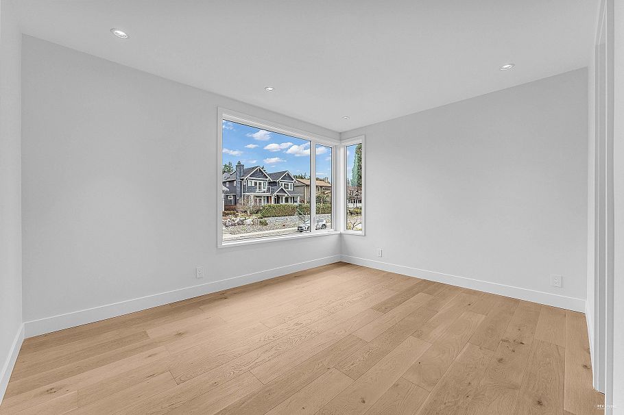 615 E 6th Street North Vancouver, BC - 21