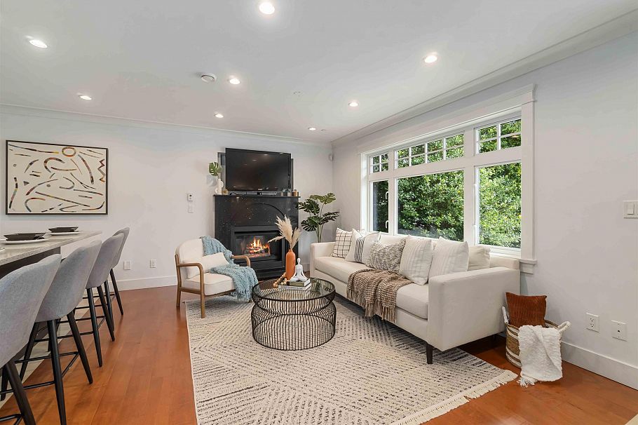 2721 W 5th Avenue Vancouver, BC - 8