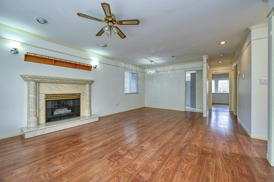 3315 Charles Street Vancouver, BC - 3