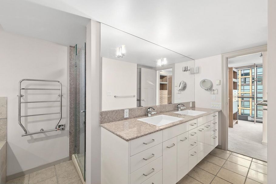 2202 1331 Alberni Street Vancouver, BC - 14