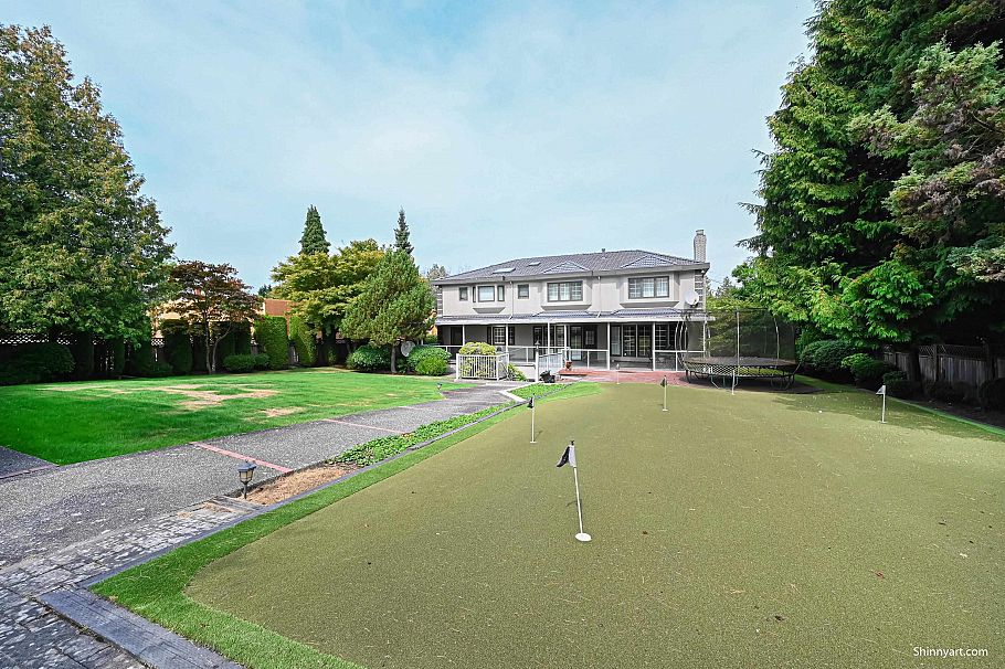 1368 Minto Crescent Vancouver, BC - 32