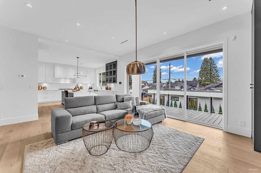 615 E 6th Street North Vancouver, BC - 12