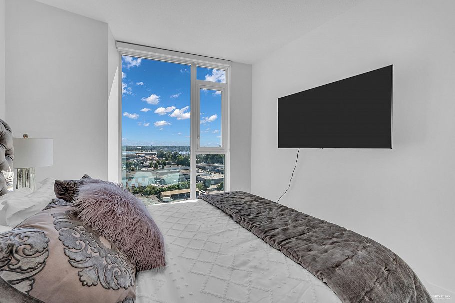 1406 1401 Hunter Street North Vancouver, BC - 20