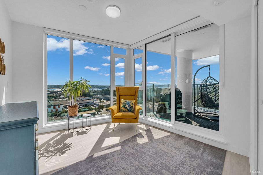 1406 1401 Hunter Street North Vancouver, BC - 17