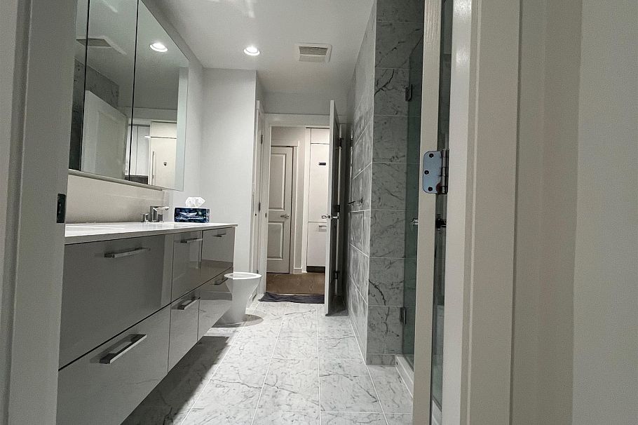 201 3533 Ross Drive Vancouver, BC - 14