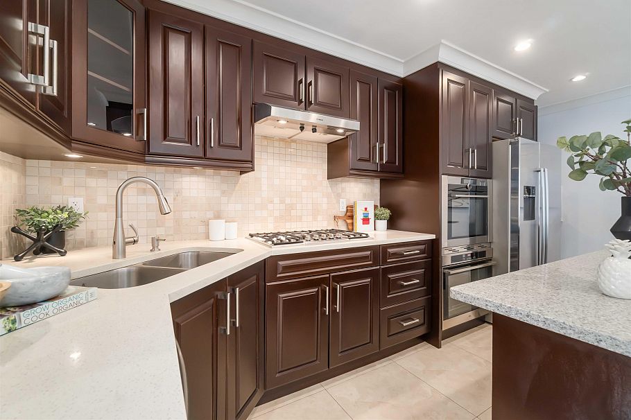 2721 W 5th Avenue Vancouver, BC - 7