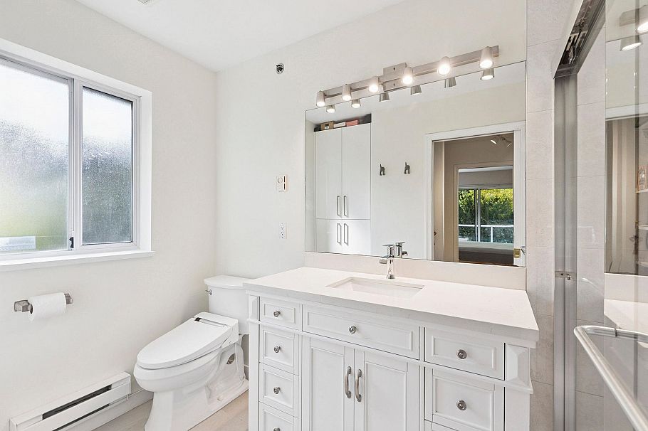 3379 Fieldstone Avenue Vancouver, BC - 22