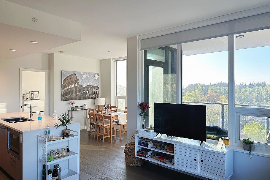 908 5410 Shortcut Road Vancouver, BC - 2