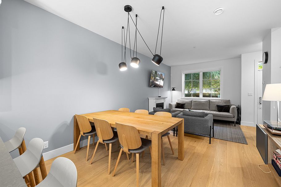 6 1133 Ridgewood Drive North Vancouver, BC - 5