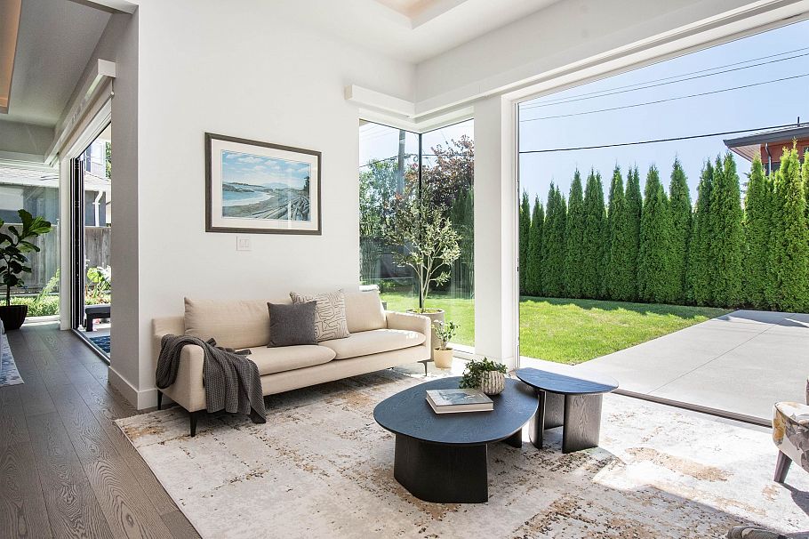 4262 Lions Avenue North Vancouver, BC - 8