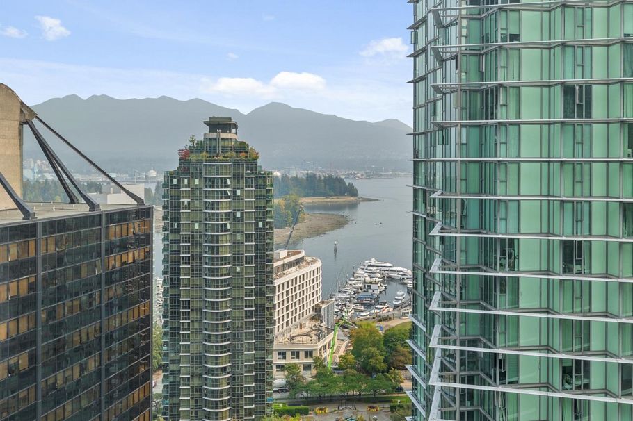 2202 1331 Alberni Street Vancouver, BC - 21