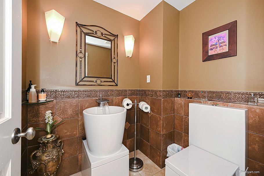 1368 Minto Crescent Vancouver, BC - 15