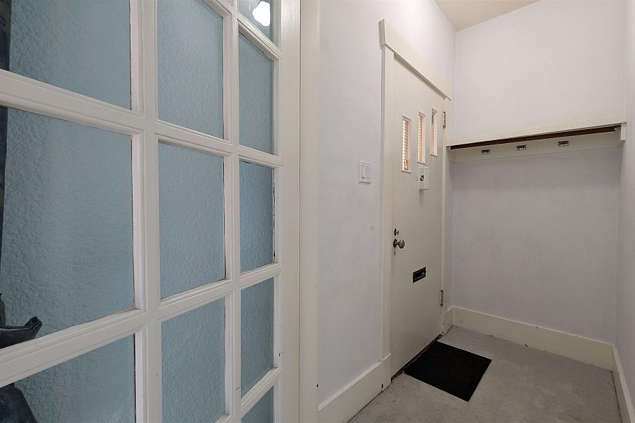 3539 W 37th Avenue Vancouver, BC - 20