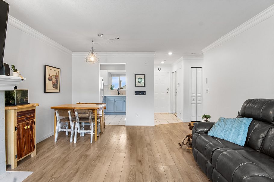 305 257 E Keith Road North Vancouver, BC - 11