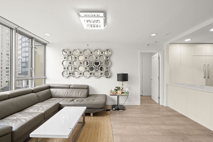 1205 930 Cambie Street Vancouver, BC - 3