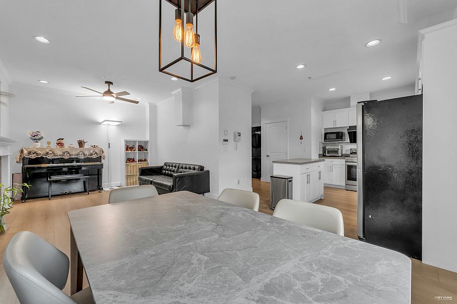 8436 Osler Street Vancouver, BC - 25