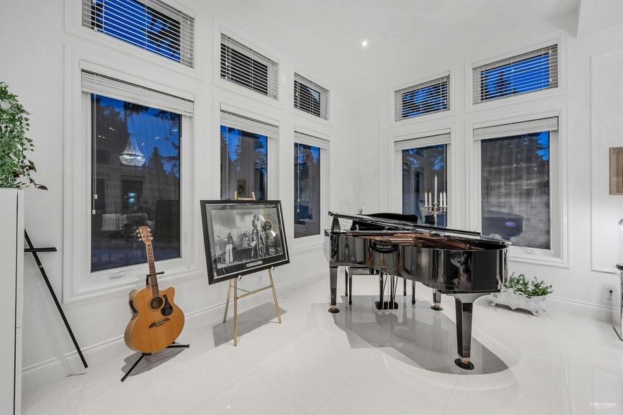 4511 Capilano Road North Vancouver, BC - 16