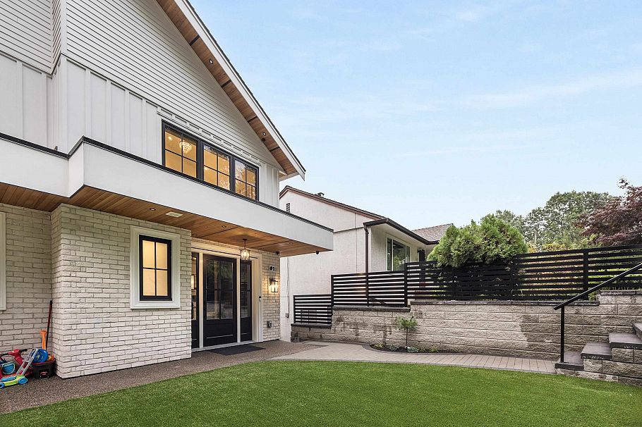 2173 Vanness Avenue Vancouver, BC - 30