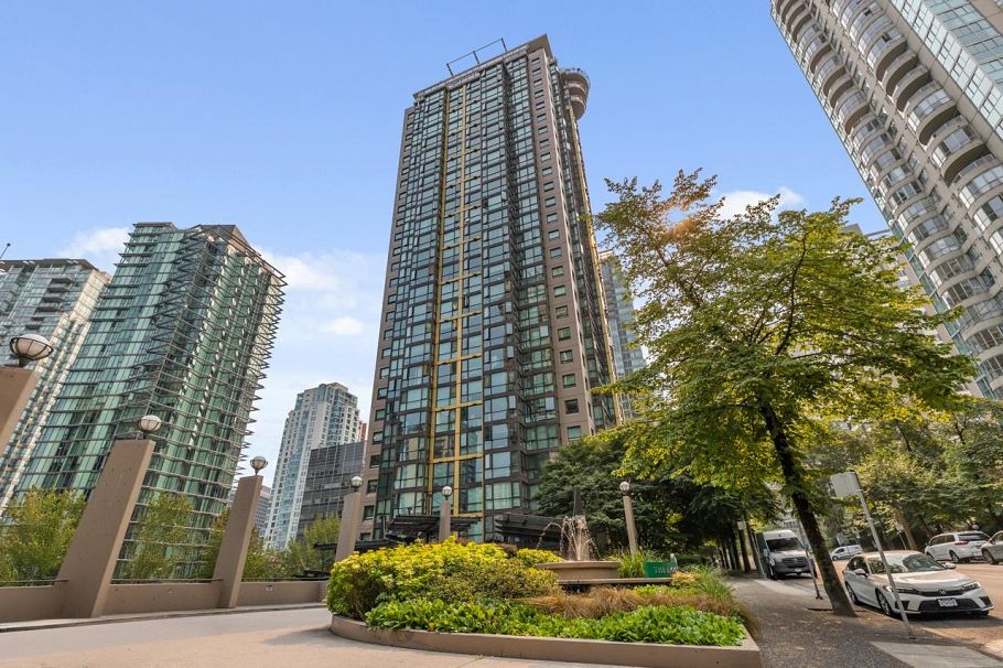 2202 1331 Alberni Street Vancouver, BC - 27