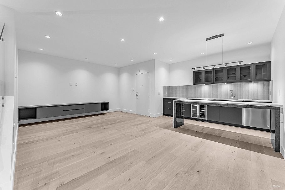 615 E 6th Street North Vancouver, BC - 27