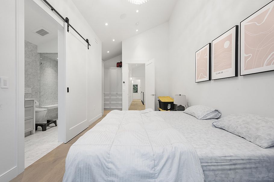 2173 Vanness Avenue Vancouver, BC - 20