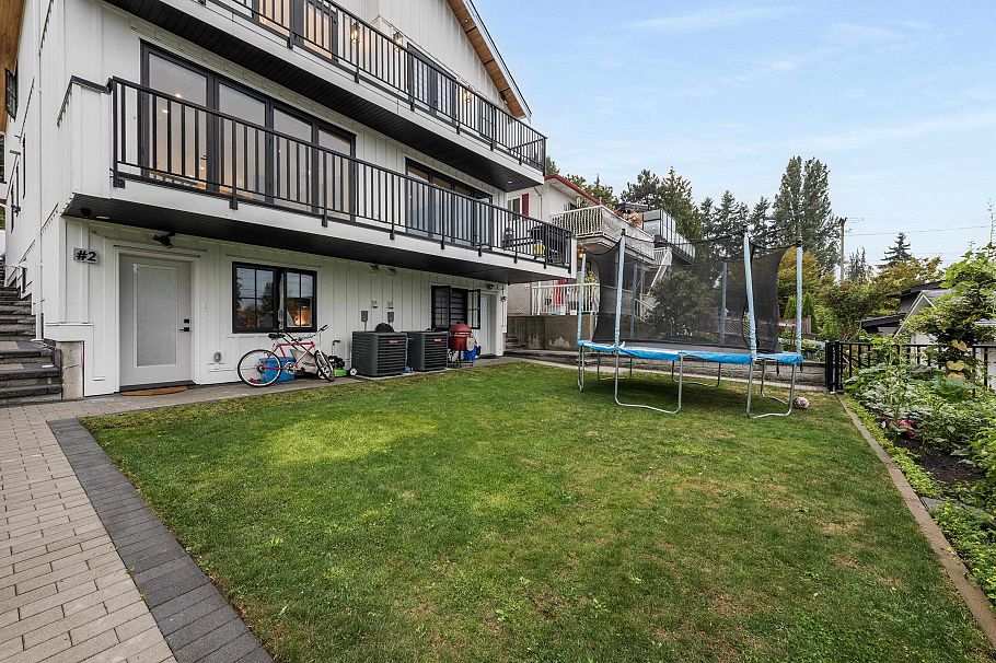 2173 Vanness Avenue Vancouver, BC - 32