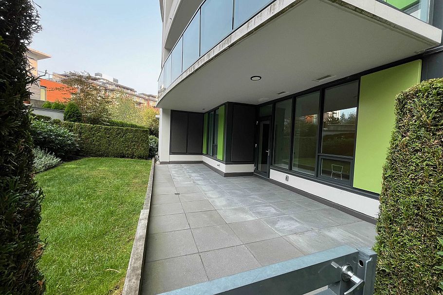 201 3533 Ross Drive Vancouver, BC - 4