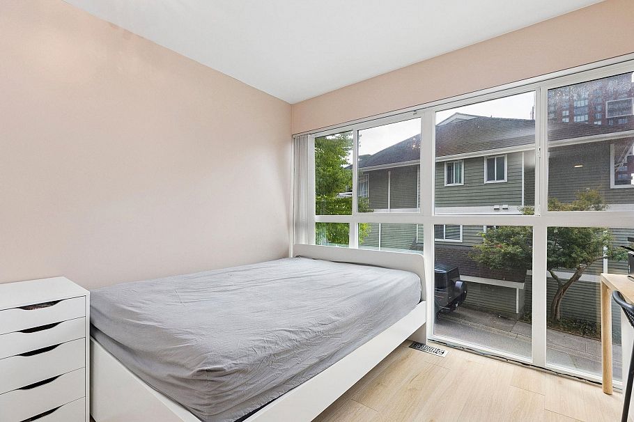3379 Fieldstone Avenue Vancouver, BC - 12