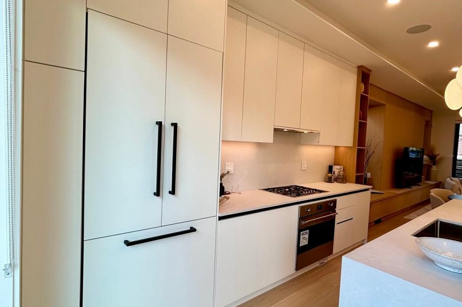 1 4895 Moss Street Vancouver, BC - 11