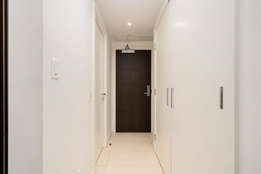 709 1028 Barclay Street Vancouver, BC - 2