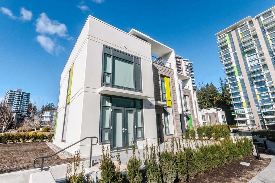 TH1 5687 Gray Avenue Vancouver, BC - 2