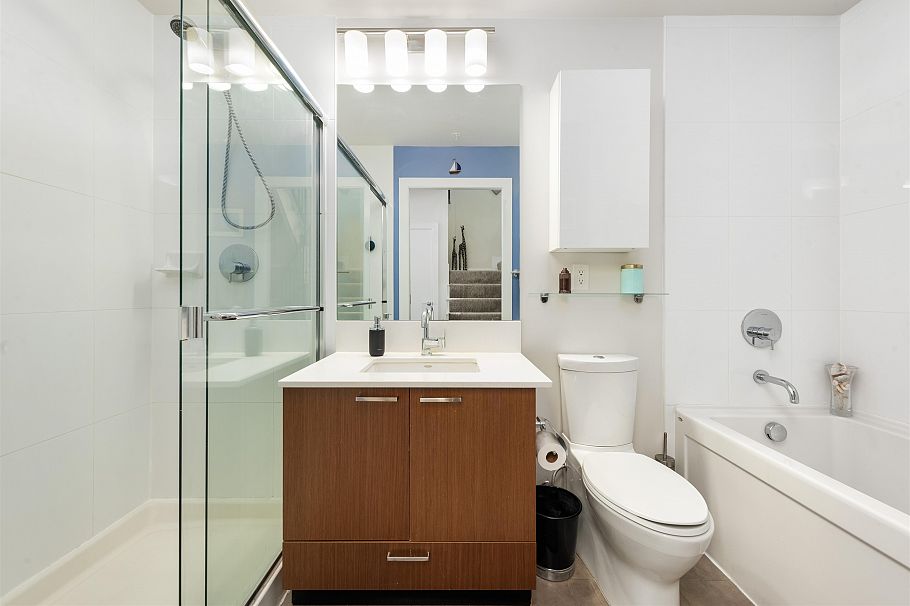 903 221 Union Street Vancouver, BC - 4